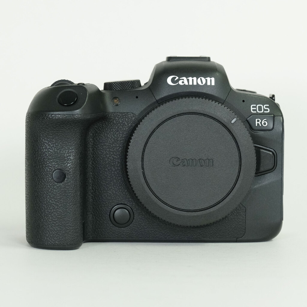 Canon EOS R6