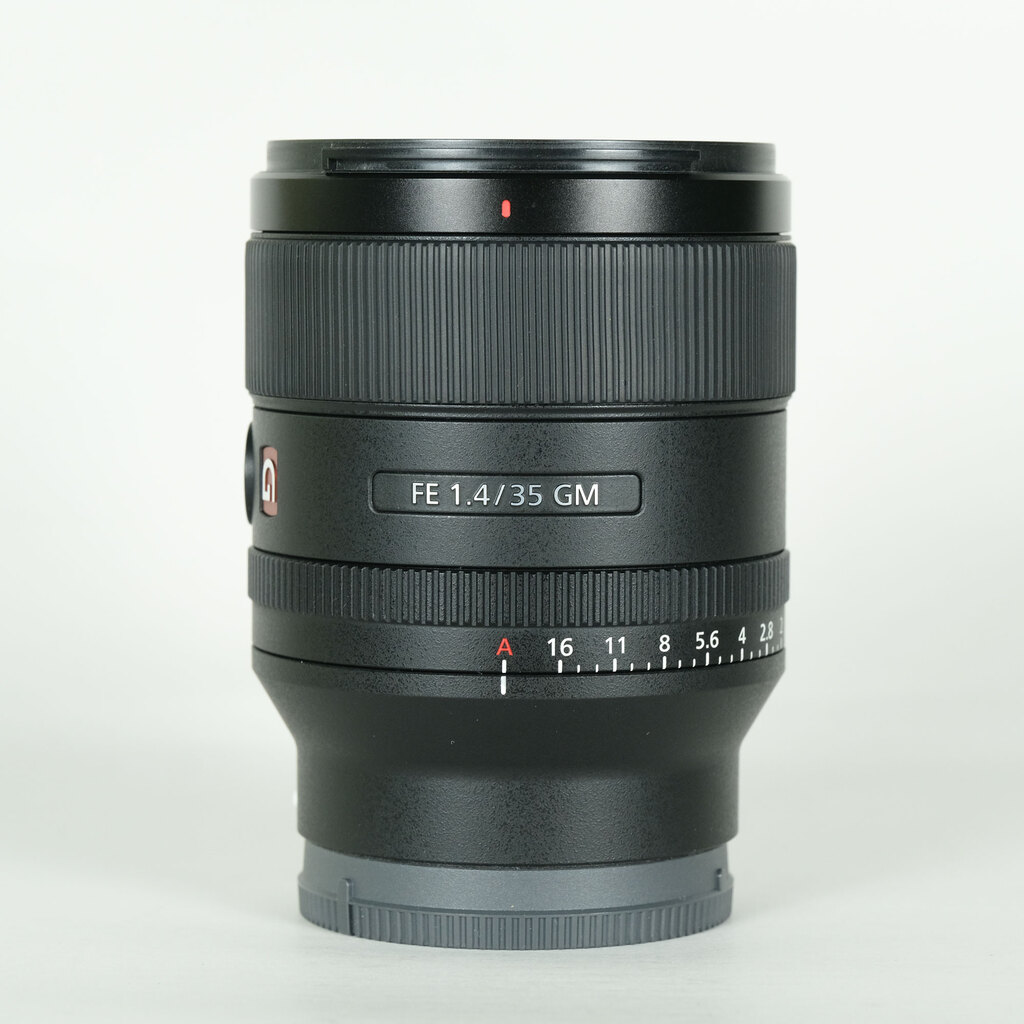 SONY FE 35mm F1.4 GM SEL35F14GM 美品 フード付 FE 35mm F1.4 GM SEL35F14GM 中古価格比較 - 価格.com