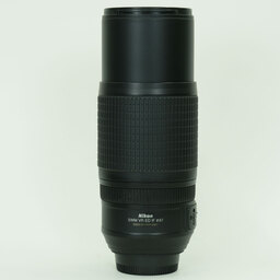 Nikon AF-S VR Zoom-Nikkor 70-300mm F4.5-5.6G IF-ED Nikon AF-S VR Zoom-Nikkor 70-300mm F4.5-5.6G IF-ED