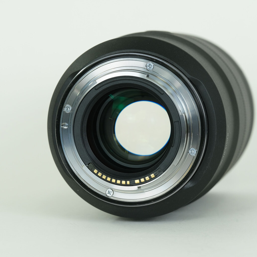 Canon RF135mm F1.8 L IS USM