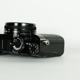 FUJIFILM X100V ブラック