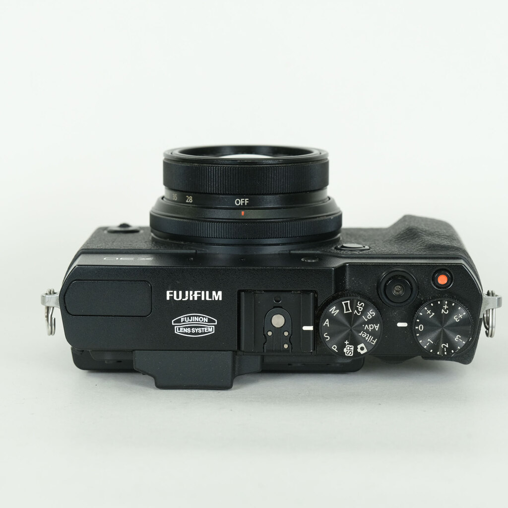 FUJIFILM X30 ブラック