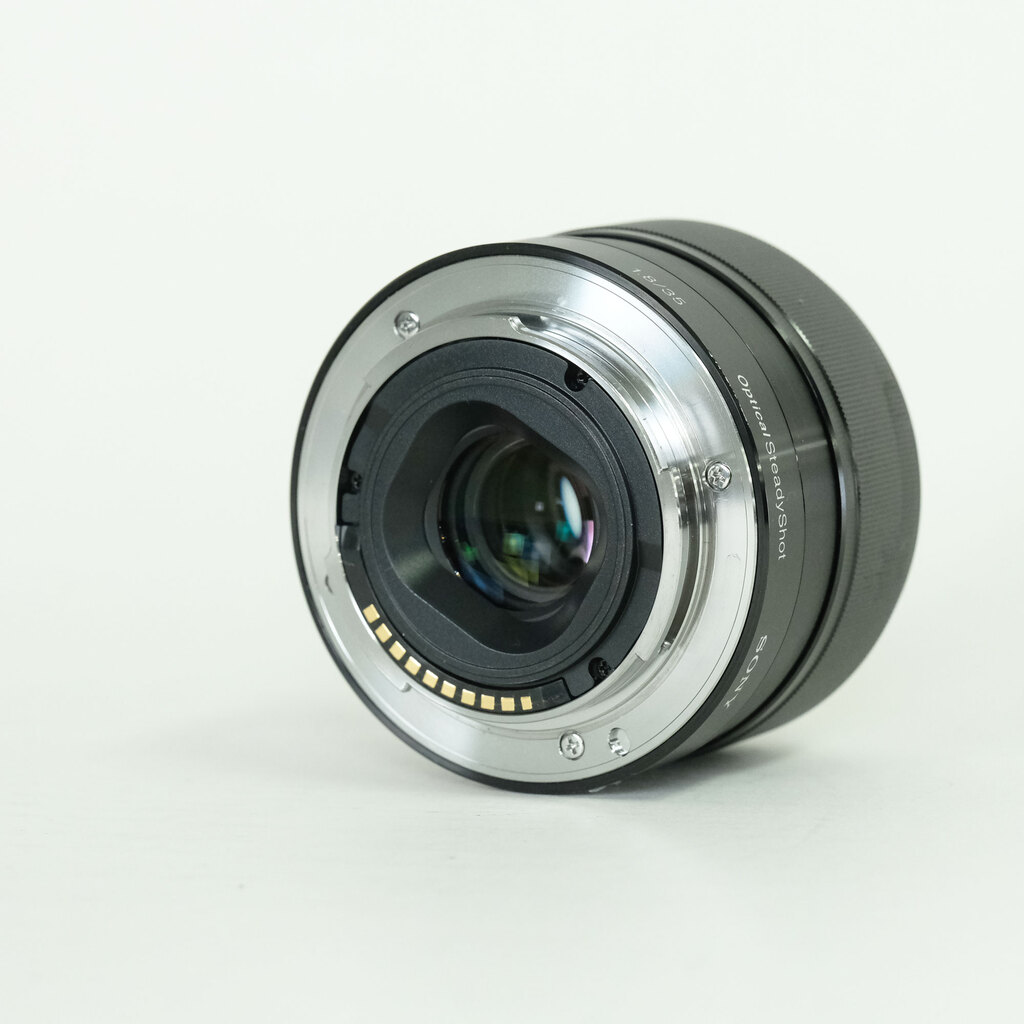 SONY E 35mm F1.8 OSS SEL35F18