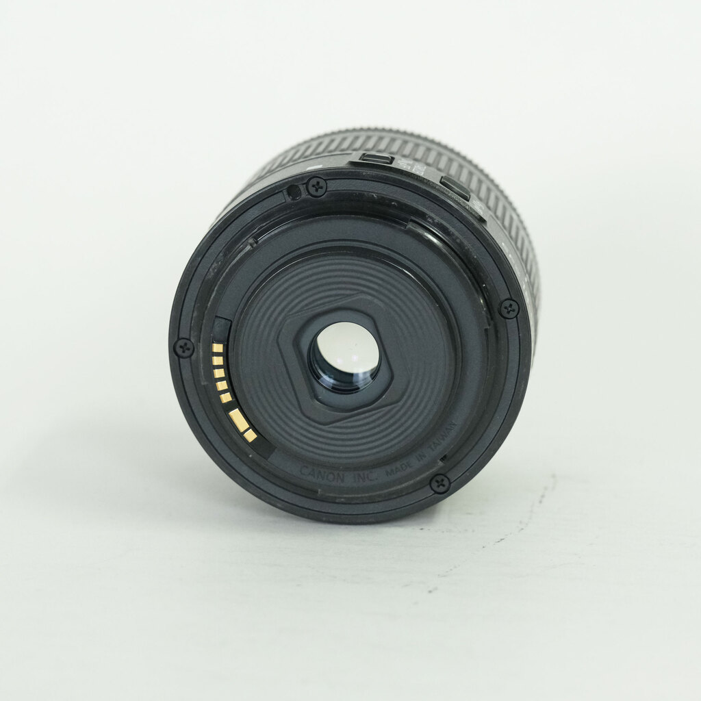 Canon EF-S18-55mm F4-5.6 IS STM