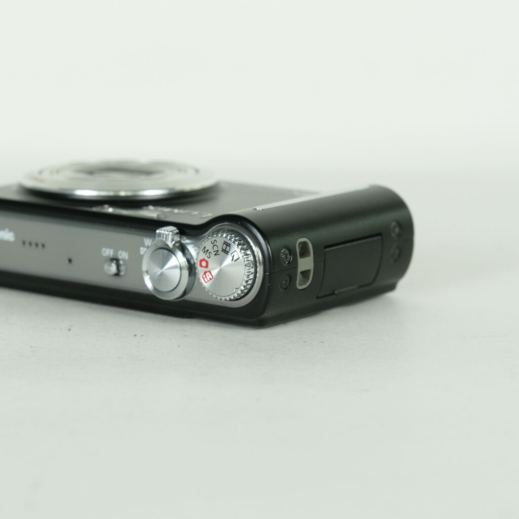 【期間限定】Panasonic LUMIX ZX1 ブラック Panasonic LUMIX DMC-ZX1-K ブラックの出品 | ONE SCENE（ワンシーン）