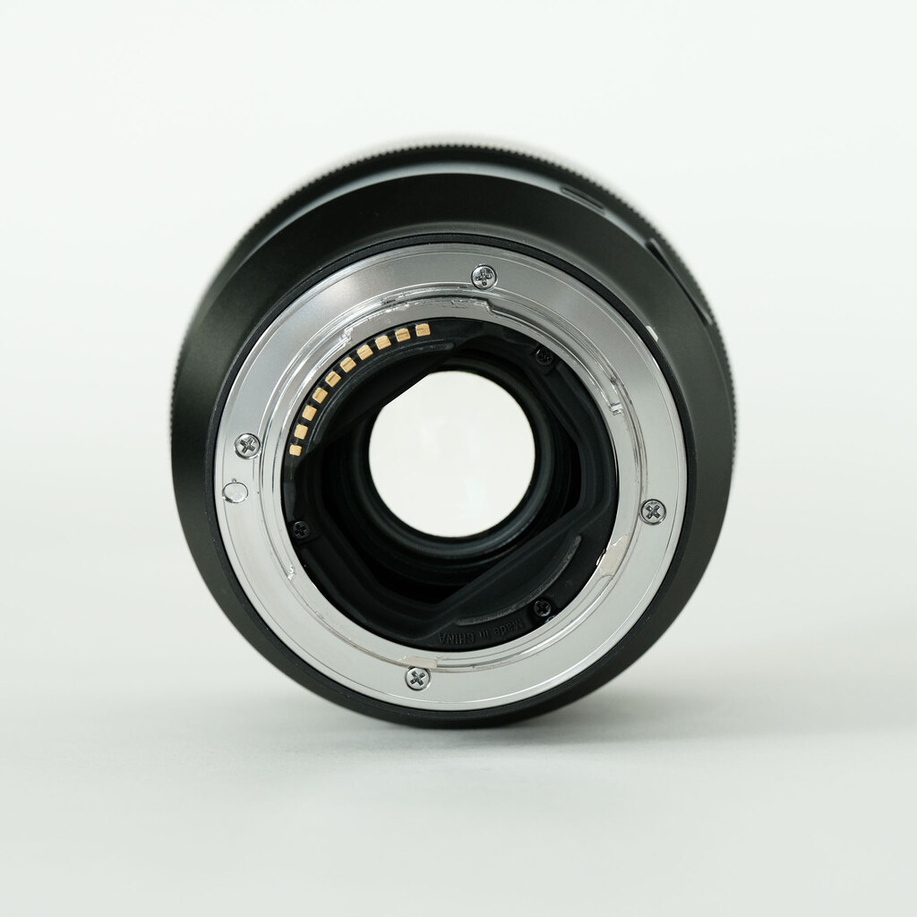 SONY FE 85mm F1.8 SEL85F18