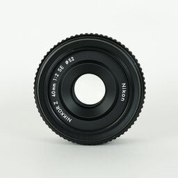 Nikon NIKKOR Z 40mm f/2 Nikon NIKKOR Z 40mm f/2