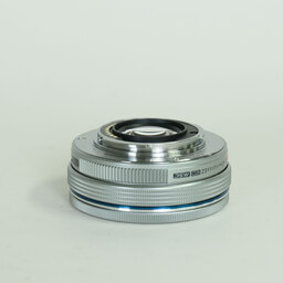 OLYMPUS M.ZUIKO DIGITAL ED 14-42mm F3.5-5.6 EZ シルバー