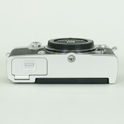 OLYMPUS PEN-F