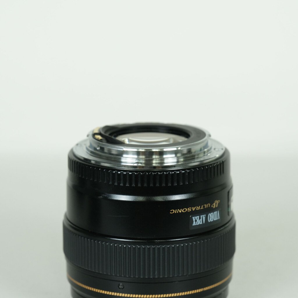 Canon EF85mm F1.8 USM Canon EF85mm F1.8 USM