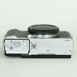 FUJIFILM X-M1 ボディ シルバー