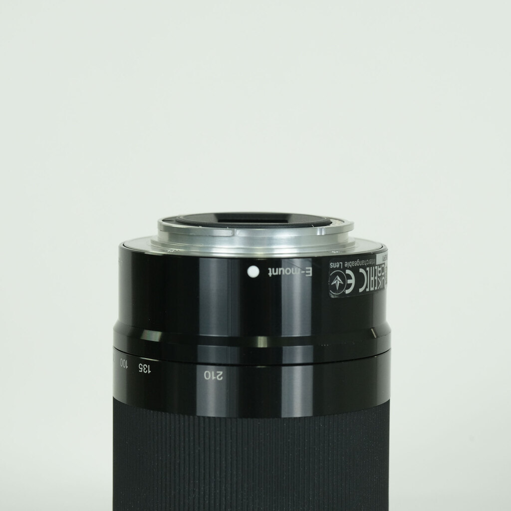 SONY E 55-210mm F4.5-6.3 OSS SEL55210