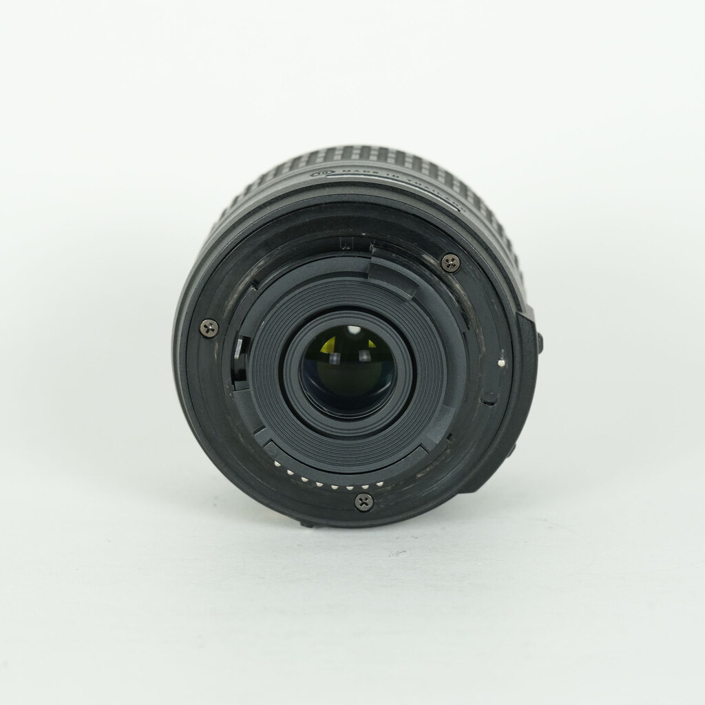 Nikon AF-S DX NIKKOR 18-55mm f3.5-5.6G VR II