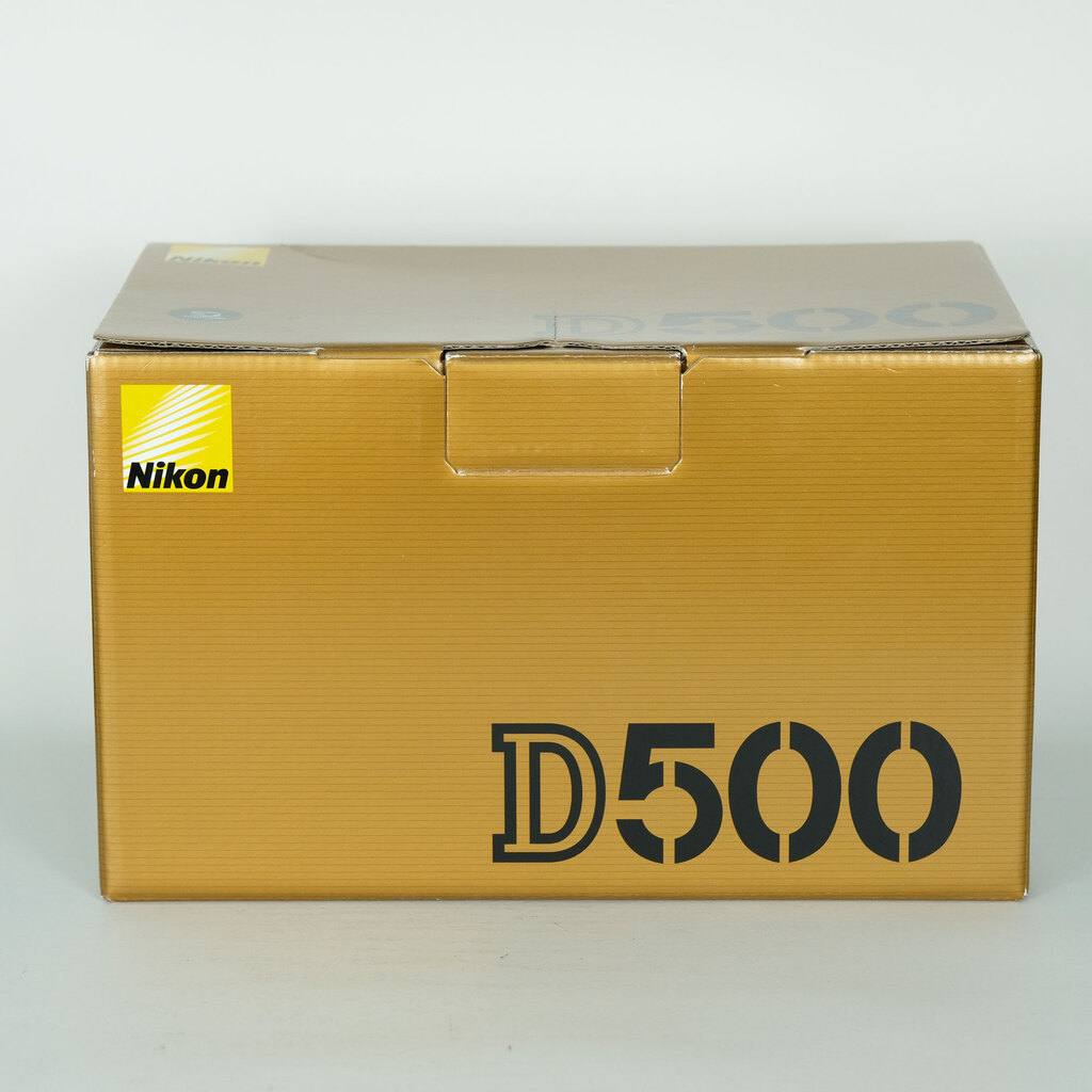 Nikon D500
