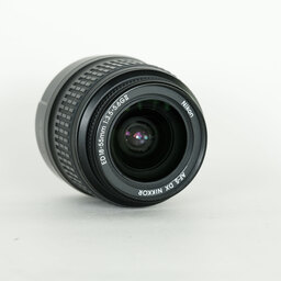 Nikon AF-S DX NIKKOR 18-55mm f3.5-5.6G VR II
