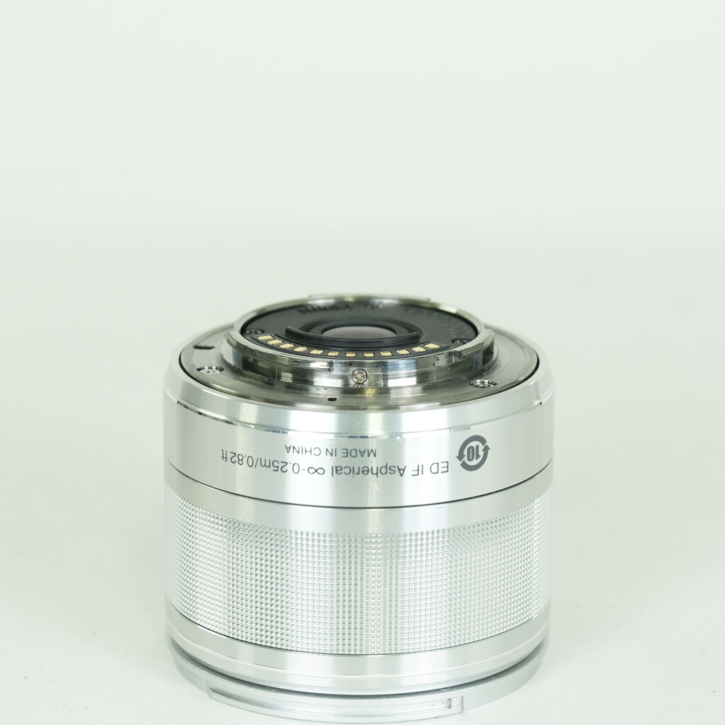 Nikon 1 NIKKOR VR 6.7-13mm f/3.5-5.6 シルバー