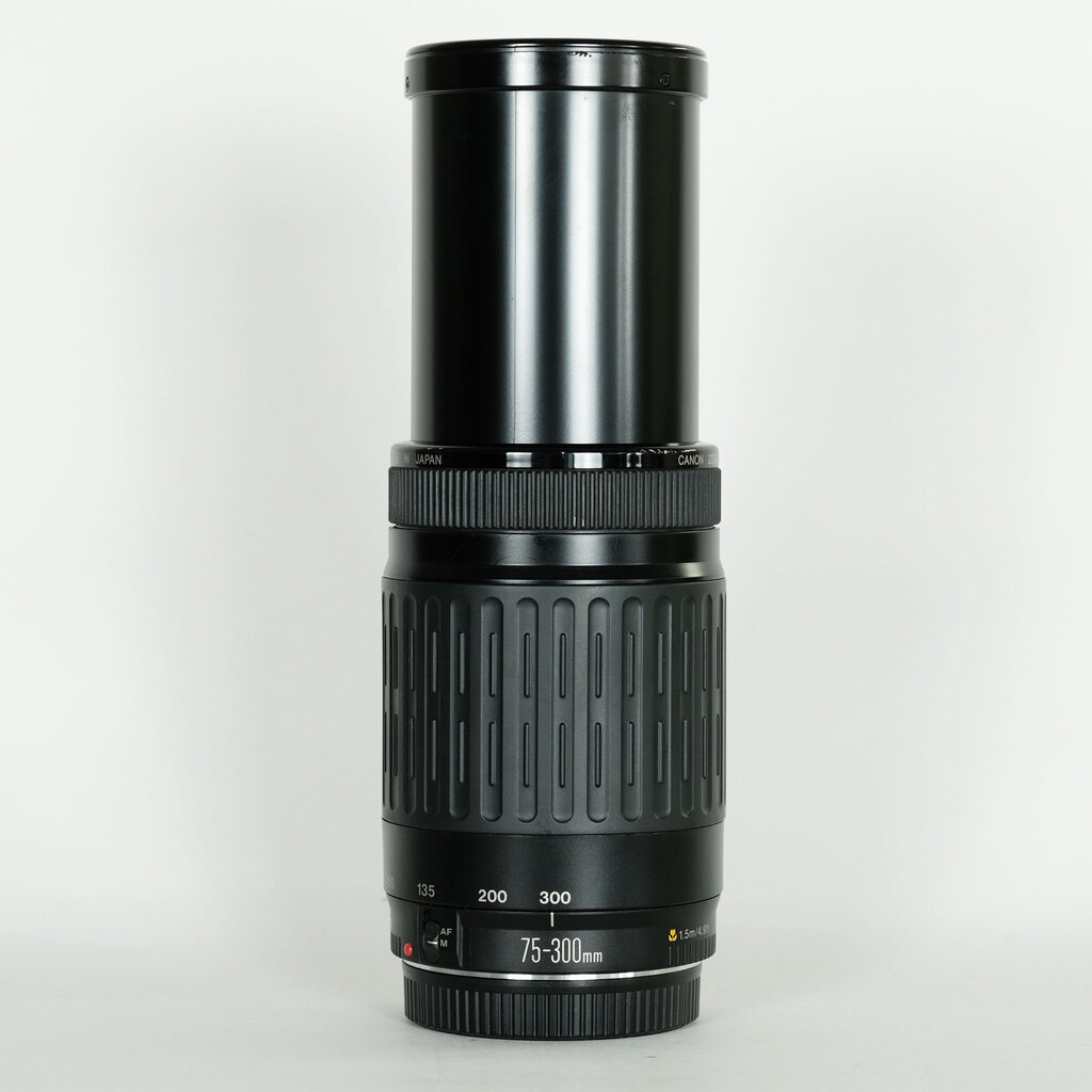 Canon EF75-300mm F4-5.6 IS USM