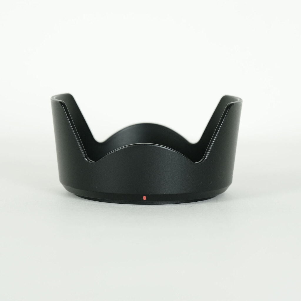 SONY E 18-135mm F3.5-5.6 OSS SEL18135