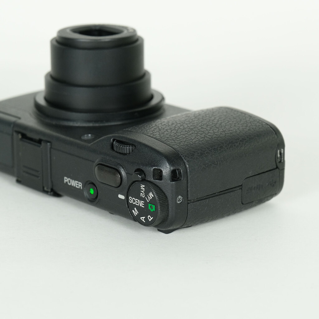 RICOH GR DIGITAL II