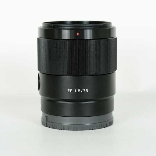 SONY FE 35mm F1.8 SEL35F18F SONY FE 35mm F1.8 SEL35F18F