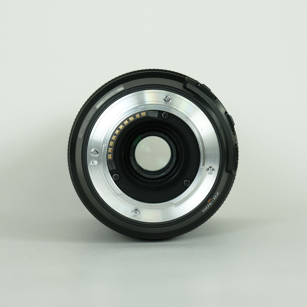 FUJIFILM XF70-300mmF4-5.6 R LM OIS WRの出品 | ONE SCENE（ワンシーン）