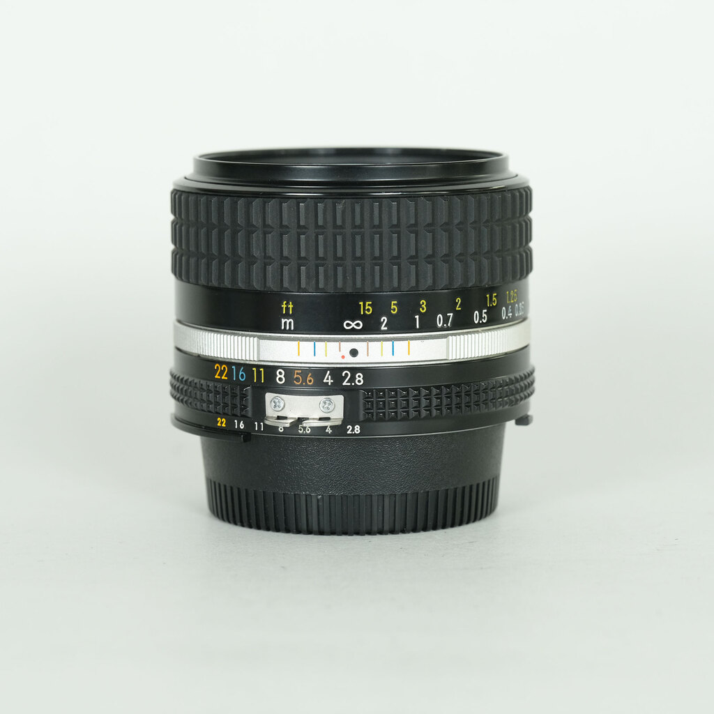 Nikon Ai Nikkor 28mm F2.8S