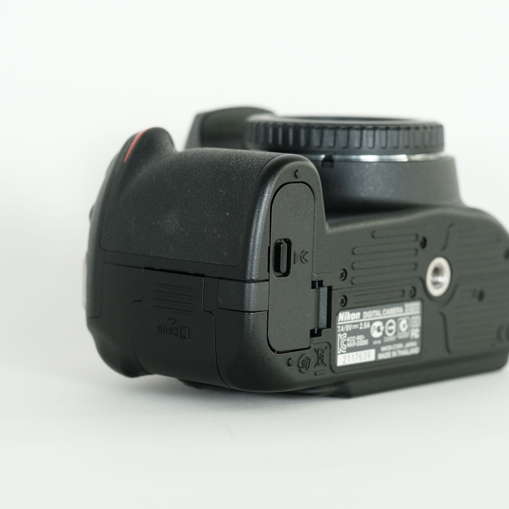 Nikon D3200ボディ ブラック