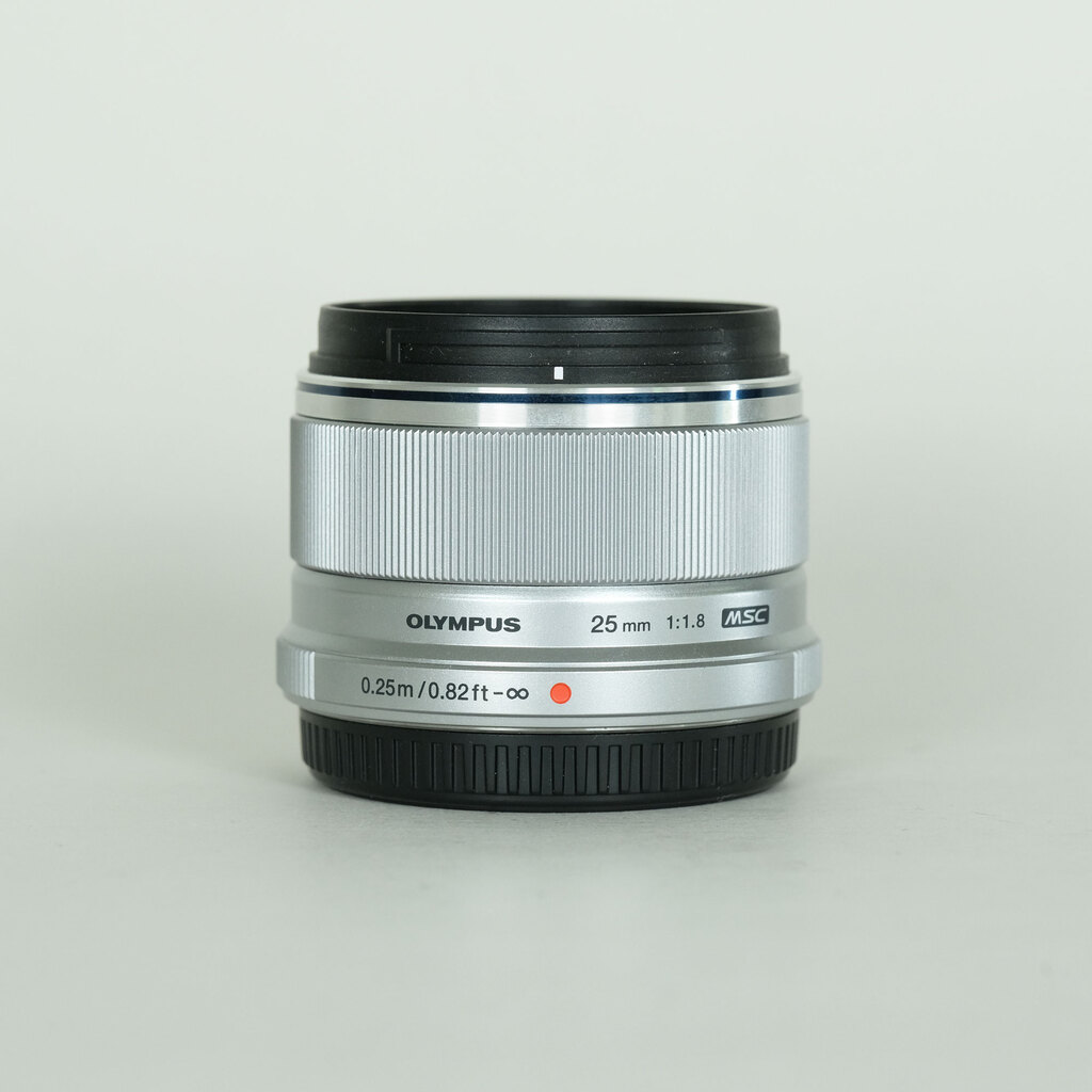 OLYMPUS M.ZUIKO DIGITAL 25mm F1.8 OLYMPUS M.ZUIKO DIGITAL 25mm F1.8