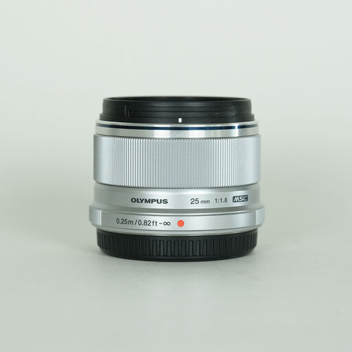 OLYMPUS M.ZUIKO DIGITAL 25mm F1.8 OLYMPUS M.ZUIKO DIGITAL 25mm F1.8