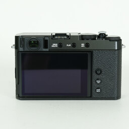 FUJIFILM X-E4