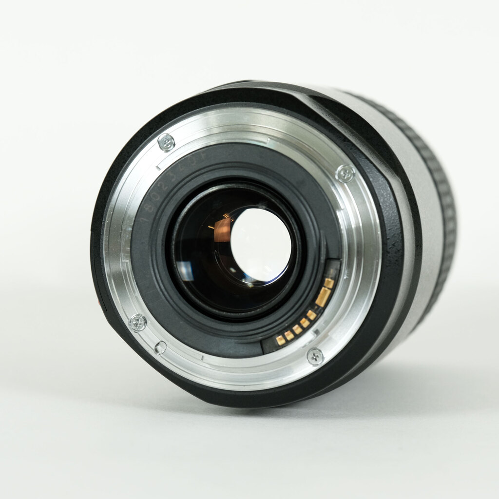 Canon EF75-300mm F4-5.6 IS USM