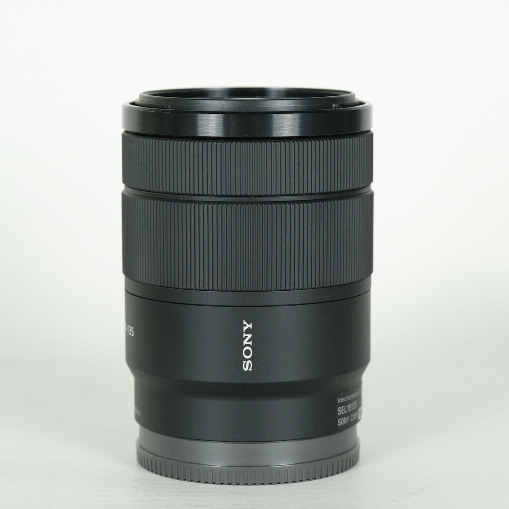 SONY E 18-135mm F3.5-5.6 OSS SEL18135の出品 | ONE SCENE（ワンシーン）
