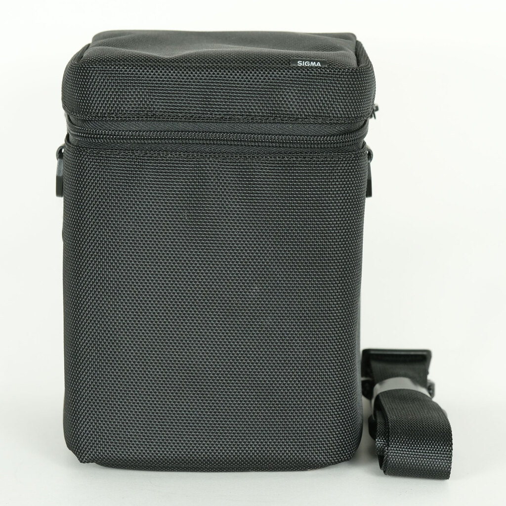 SIGMA Art 135mm F1.8 DG HSM (ソニーE用) SIGMA Art 135mm F1.8 DG HSM (ソニーE用)