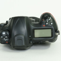 Nikon D5