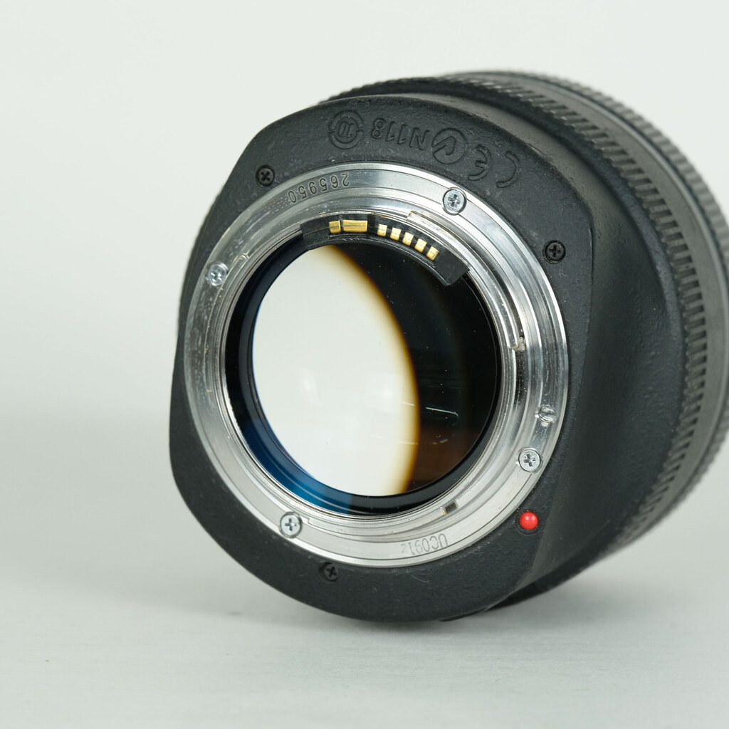 Canon EF85mm F1.2L II USMの出品 | ONE SCENE（ワンシーン）