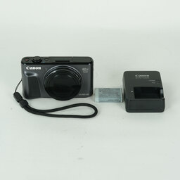 Canon PowerShot SX720 HS ブラック