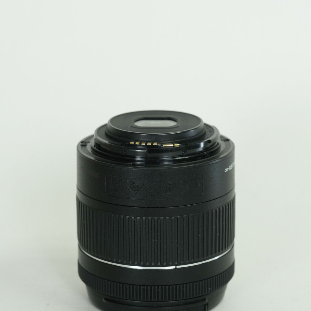 Canon EF-S18-55mm F4-5.6 IS STM