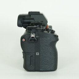 SONY α7 II（ILCE-7M2）