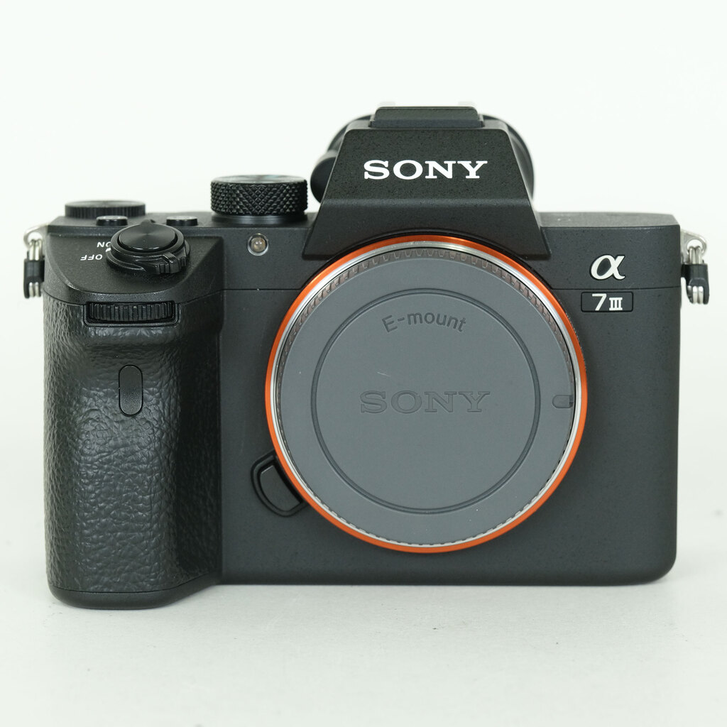 SONY α7 III(ILCE-7M3) SONY α7 III(ILCE-7M3)