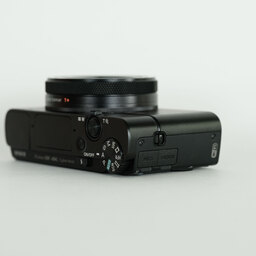 SONY Cyber-shot DSC-RX100M6