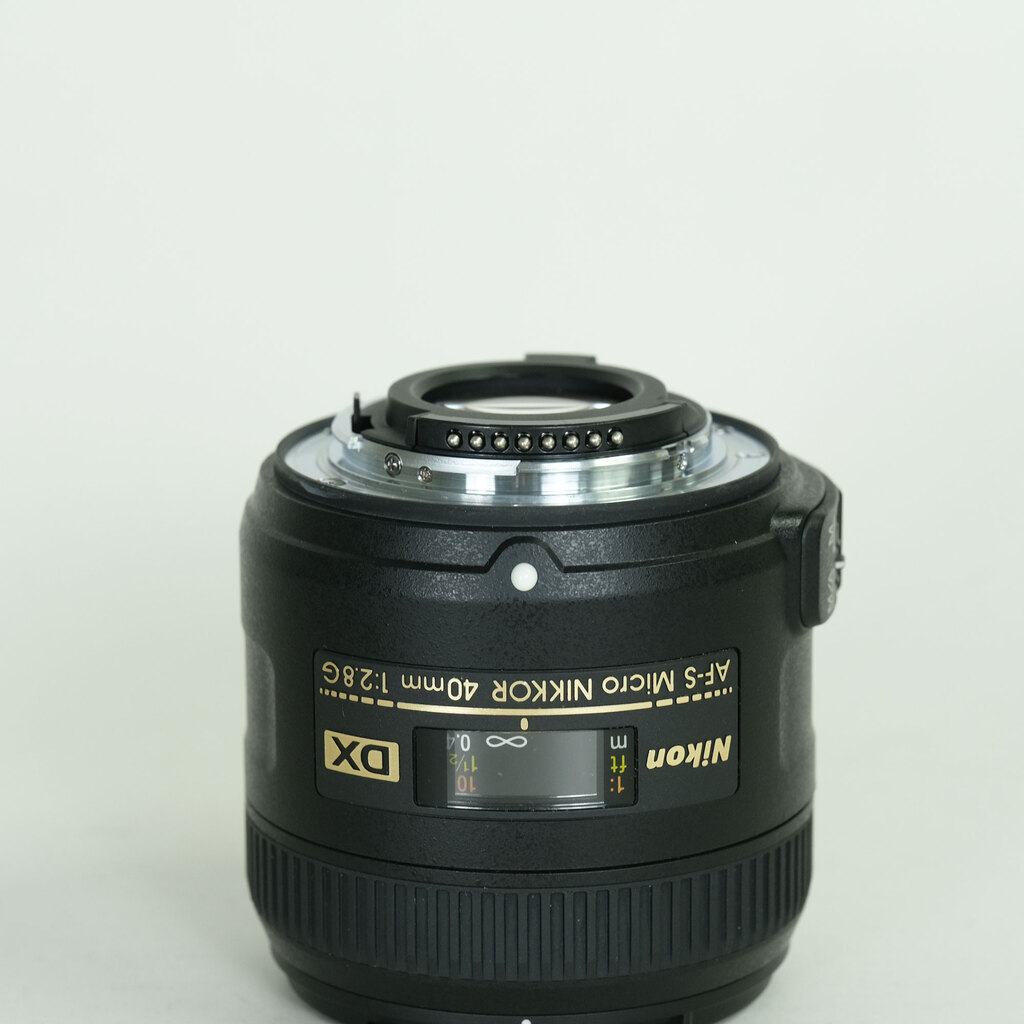 Nikon AF-S DX Micro NIKKOR 40mm f/2.8G
