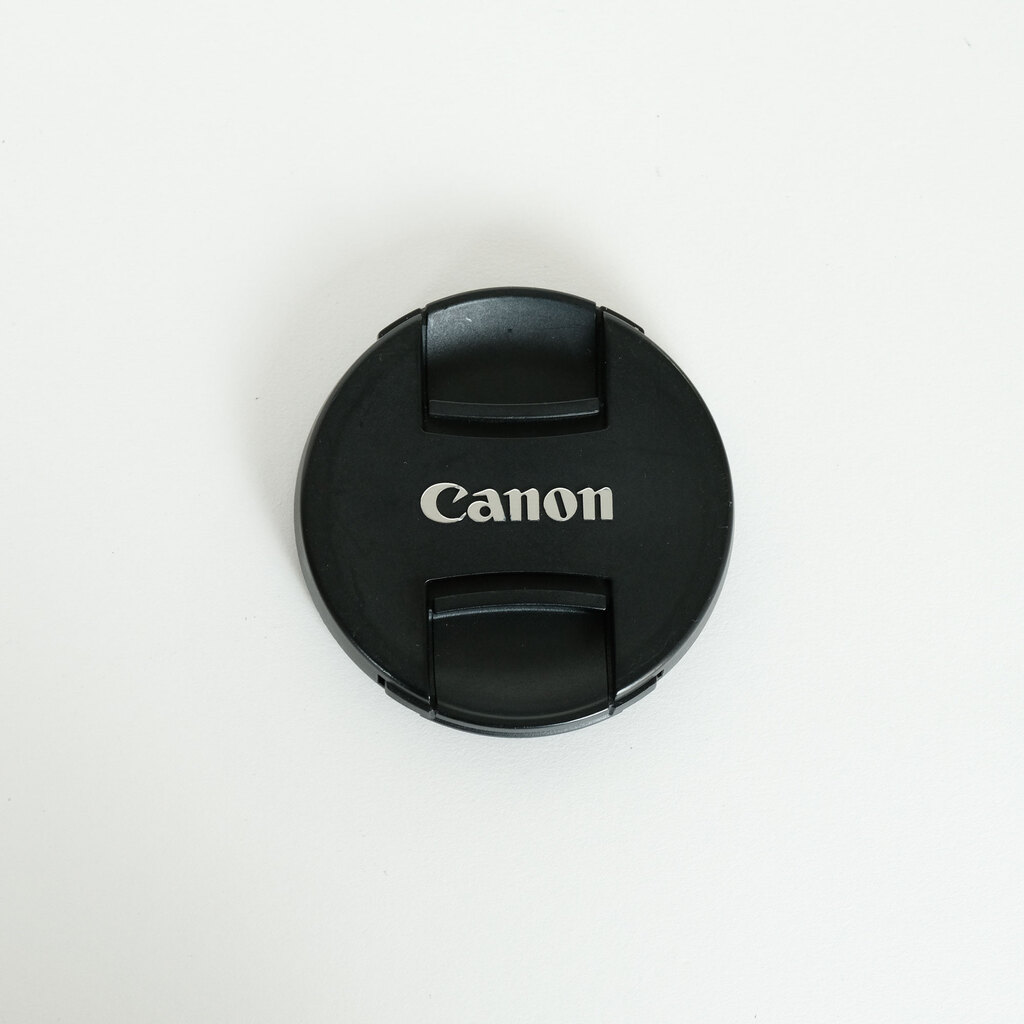 Canon EF100mm F2.8Lマクロ IS USM