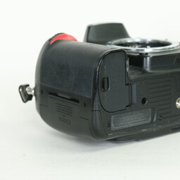 Nikon D7000