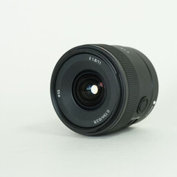 SONY E 11mm F1.8 SEL11F18