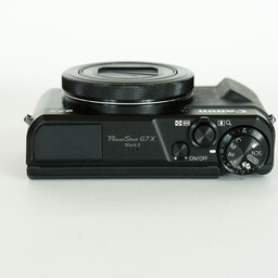 Canon PowerShot G7X Mark II