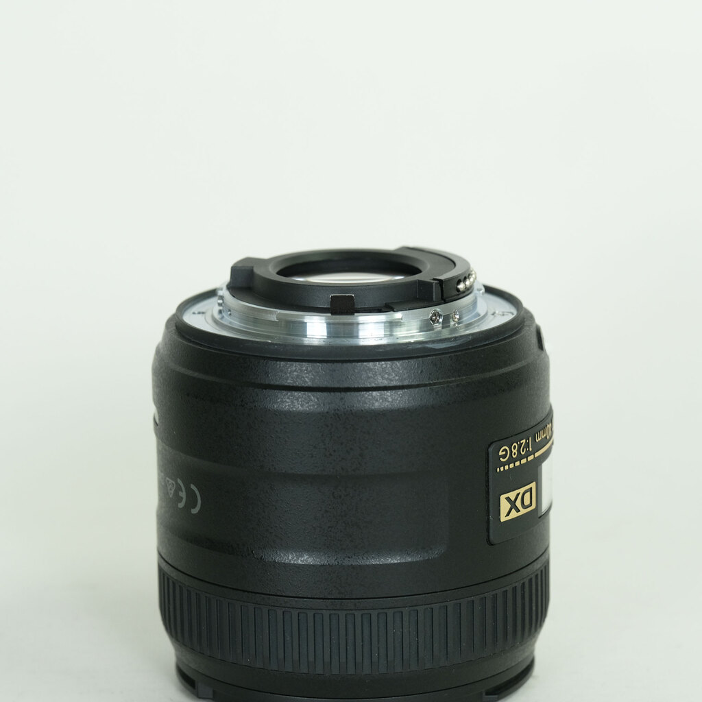 Nikon AF-S DX Micro NIKKOR 40mm f/2.8G