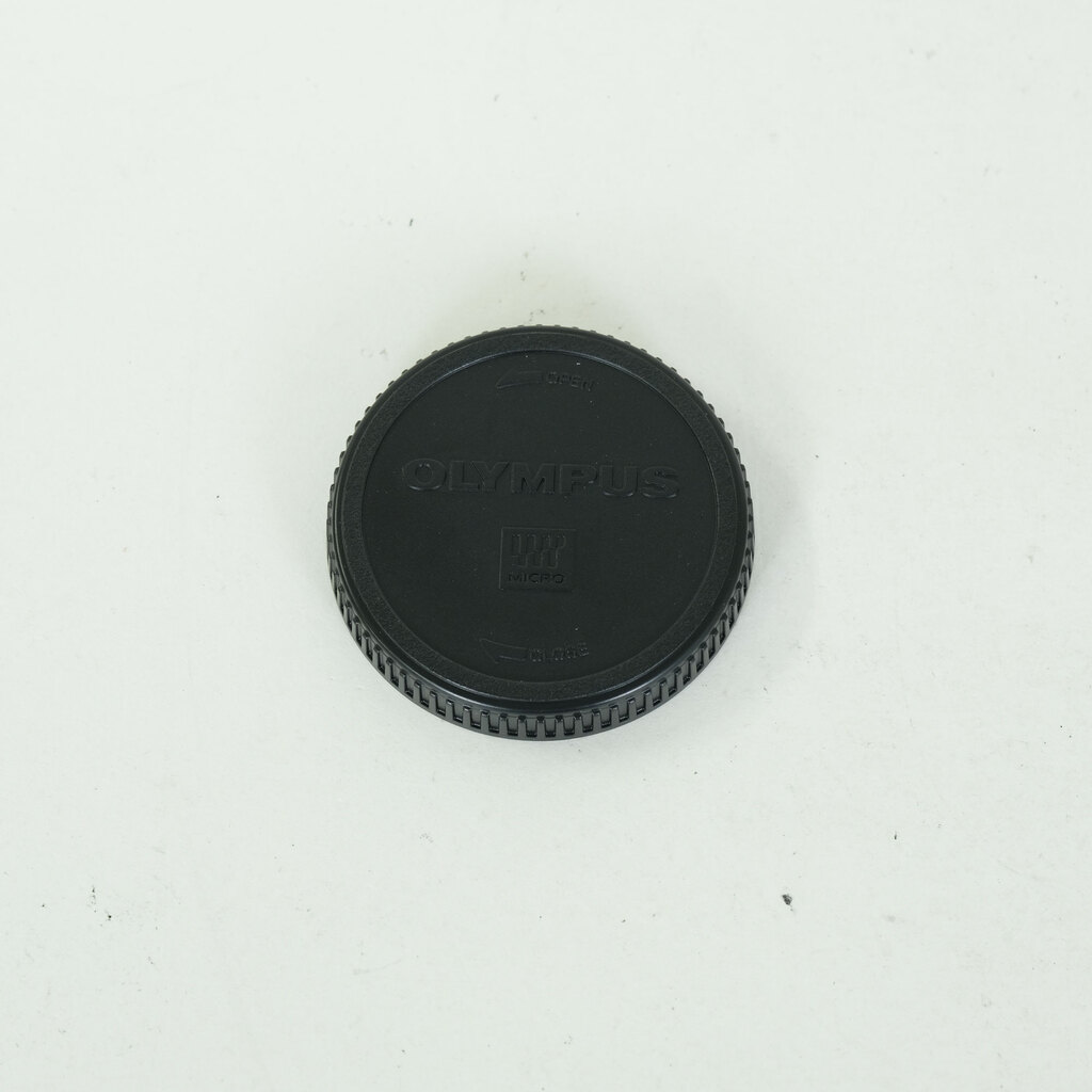 OLYMPUS M.ZUIKO DIGITAL ED 40-150mm F4.0-5.6 R OLYMPUS M.ZUIKO DIGITAL ED 40-150mm F4.0-5.6 R