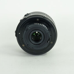 Nikon AF-S DX NIKKOR 18-55mm f3.5-5.6G VR II Nikon AF-S DX NIKKOR 18-55mm f3.5-5.6G VR II