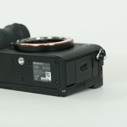 SONY α7C II(ILCE-7CM2) SONY α7C II(ILCE-7CM2)