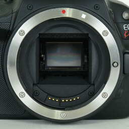 Canon EOS Kiss X7